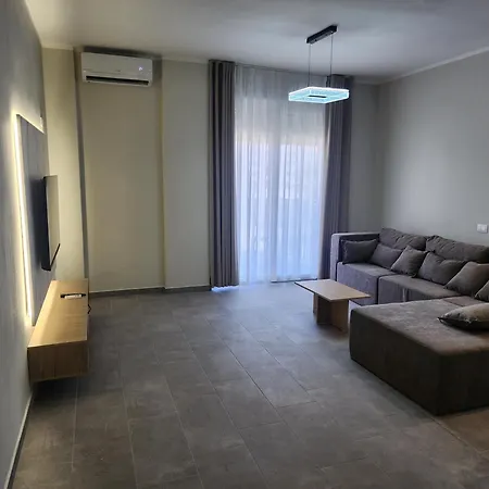 Meteor * Golem (Tirana)