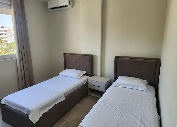 Meteor Golem (Tirana)