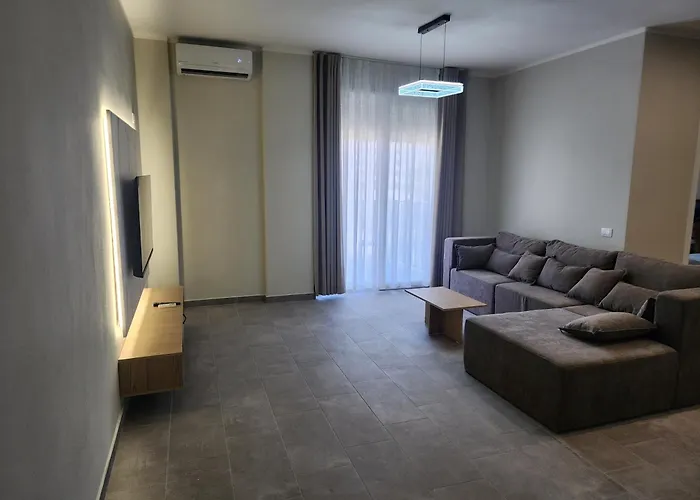 Meteor * Golem (Tirana)