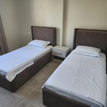 Meteor * Golem (Tirana)